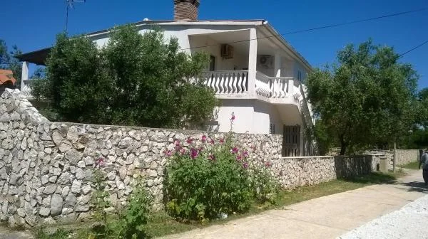 Apartmani Karlo – fotografija 3
