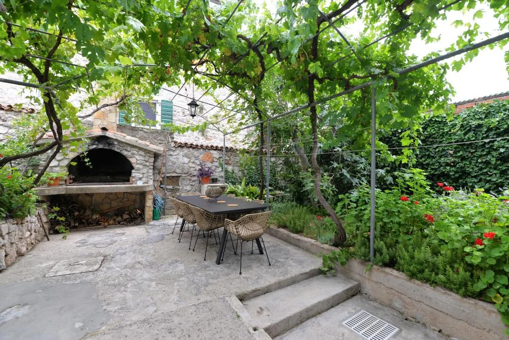 Kuća za odmor Dalmatinska – fotografija 4