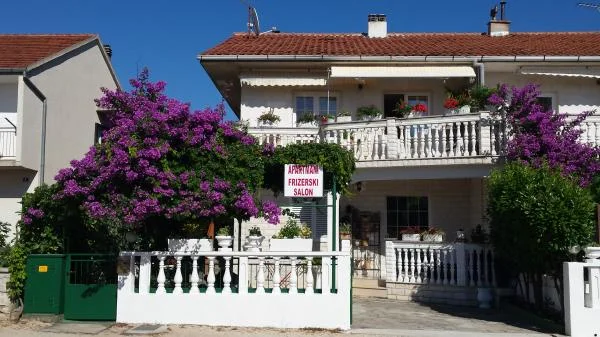 Apartmani Bilić – fotografija 3