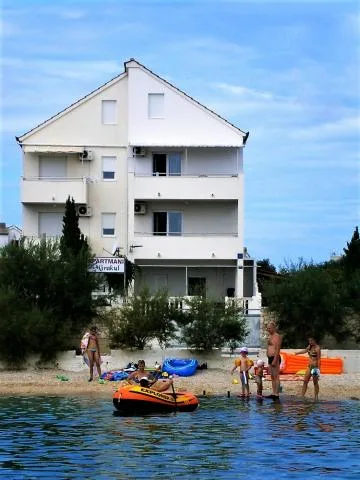 A2+1 – fotografija 2