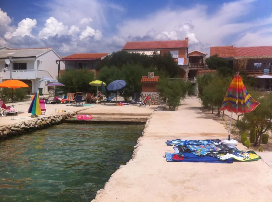 Apartmani Kustic – fotografija 2