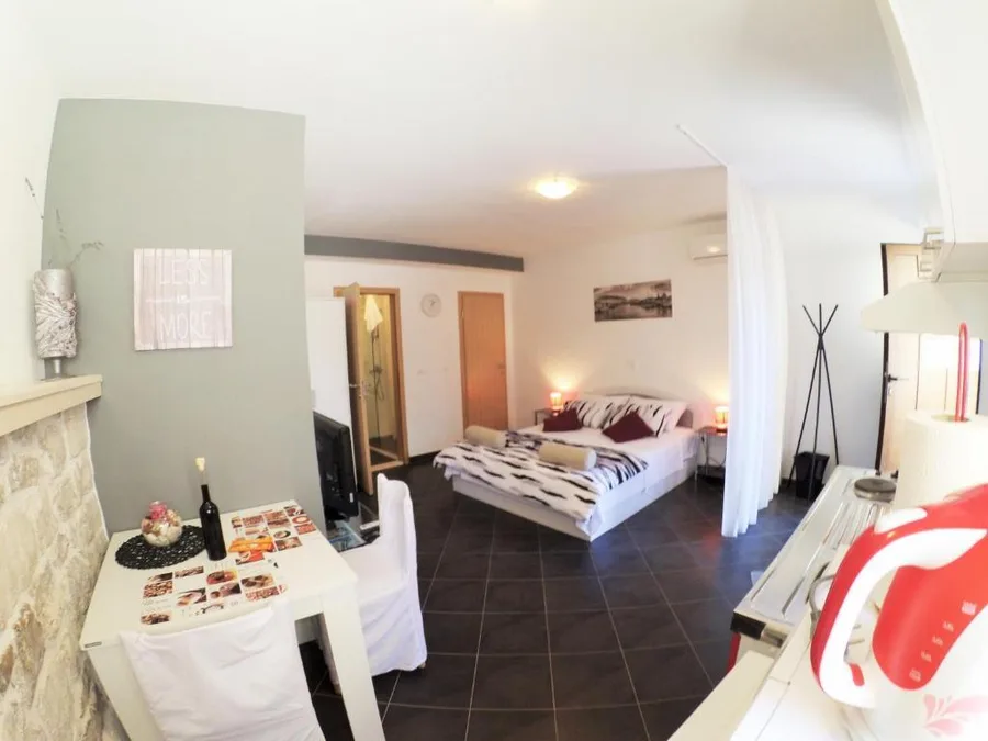Studio – fotografija 2