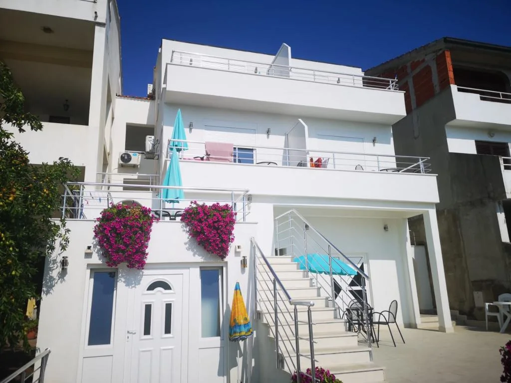 Apartmani Irena – fotografija 4