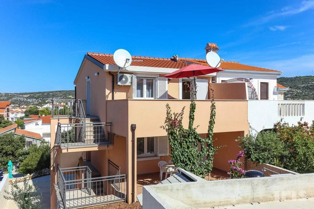 Apartmani House Dijana – fotografija 4