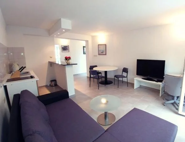 Apartmani Dom – fotografija 5