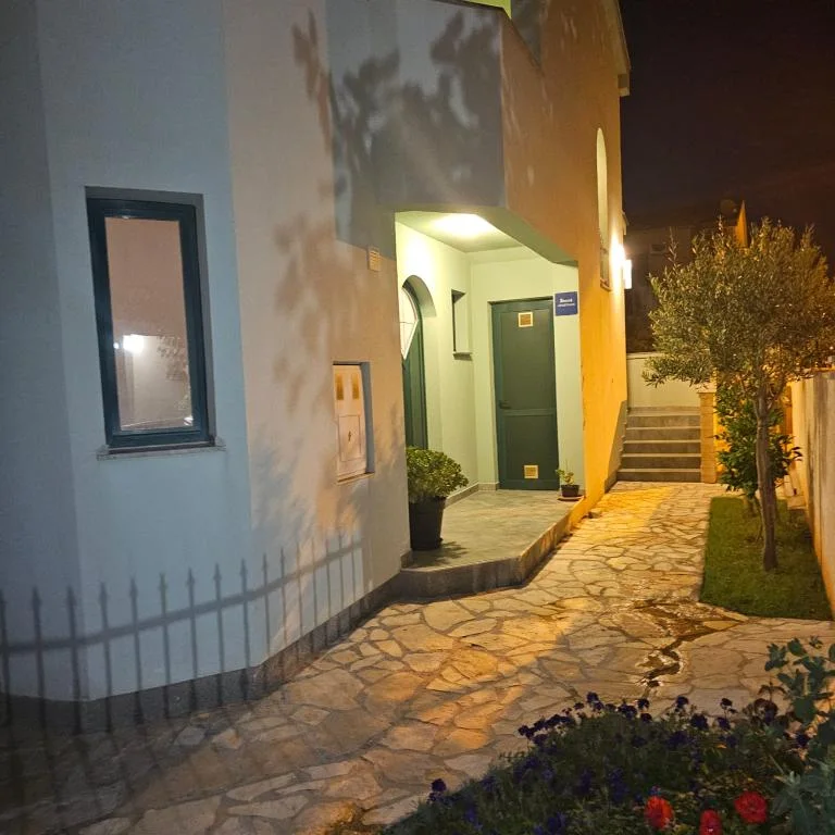 Apartmani Mlikota – fotografija 4