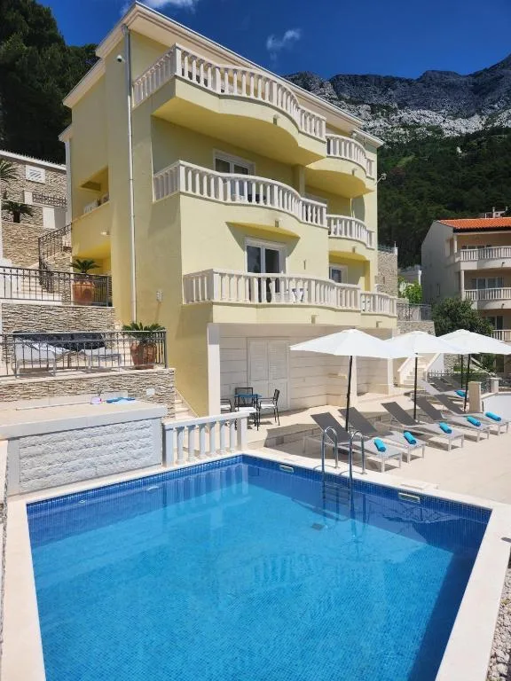 Vila Sabrina – fotografija 2