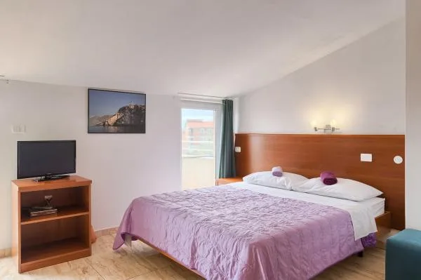 Studio – fotografija 2