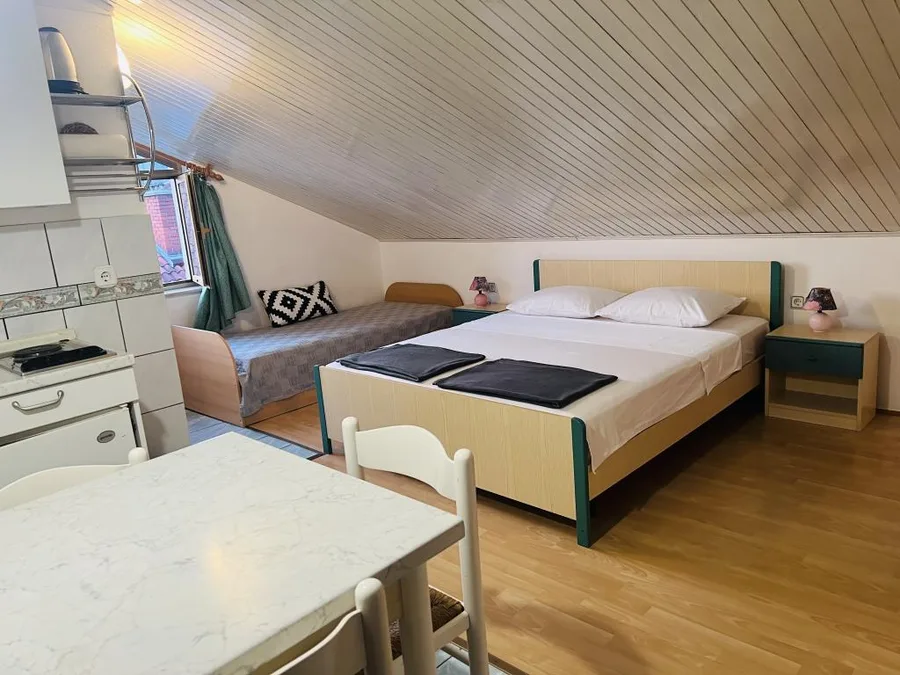 Studio – fotografija 2