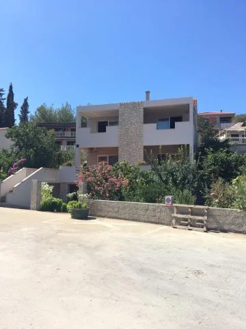 Apartmani Nenich Aves – fotografija 2
