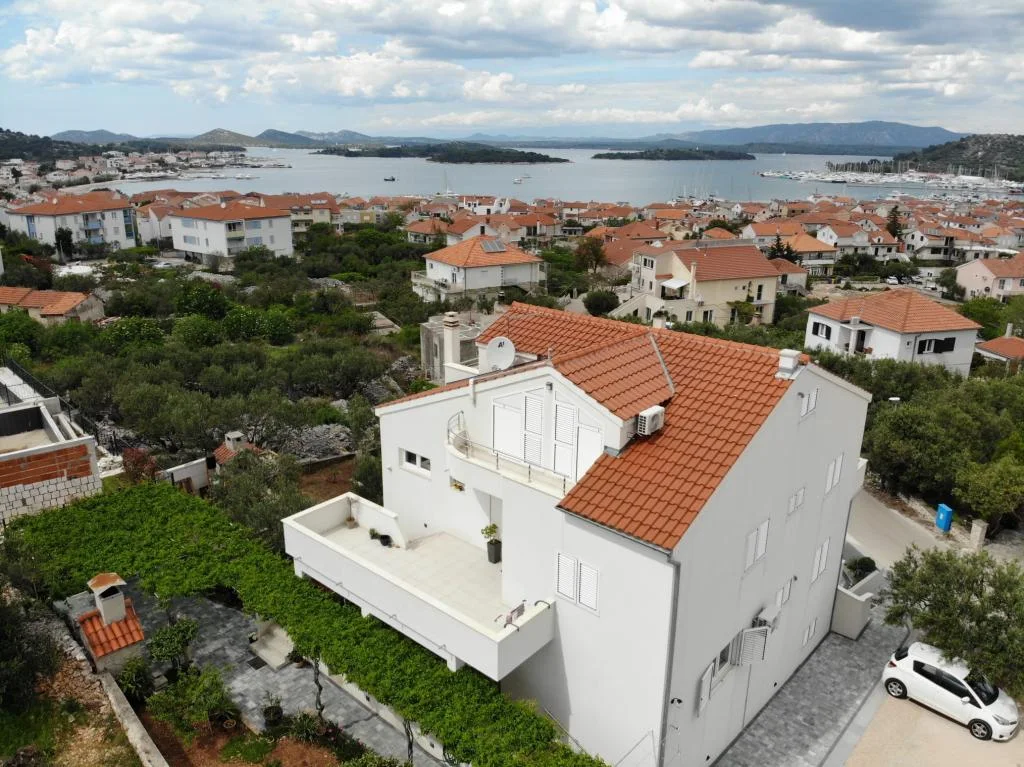 Apartmani Daniela – fotografija 4