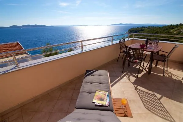 Apartmani Lea – fotografija 2