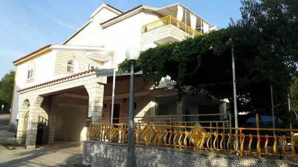 Apartmani Filip – fotografija 3