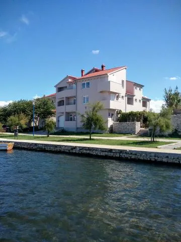 Apartmani Val – fotografija 2