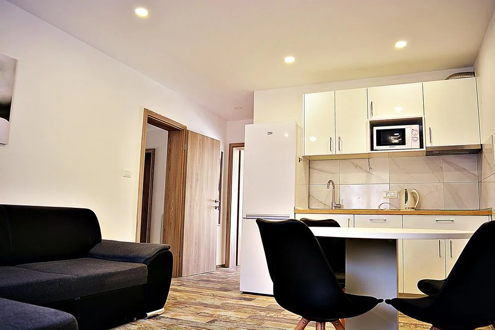 Apartmani Jure – fotografija 3