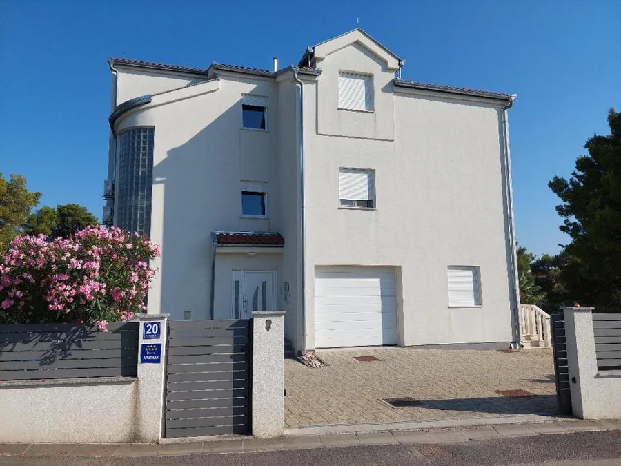 Apartmani Pinea Sol – fotografija 2