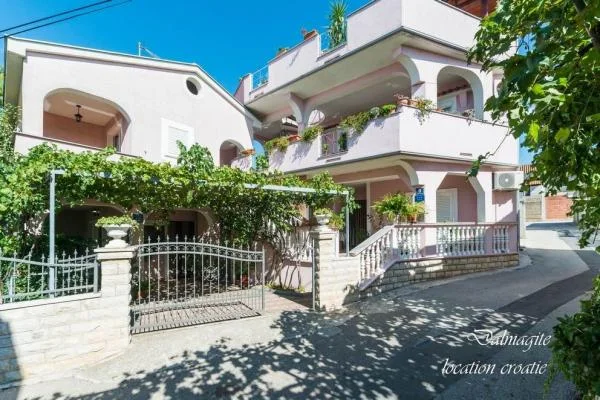 Apartmani Ana – fotografija 4
