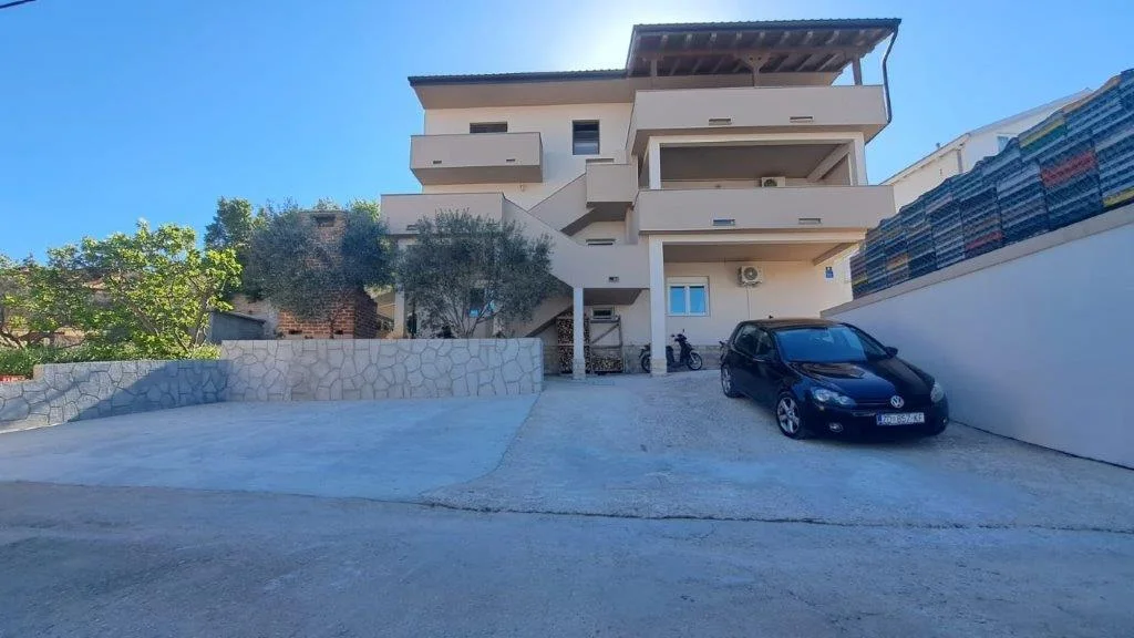 Apartmani Nina – fotografija 3