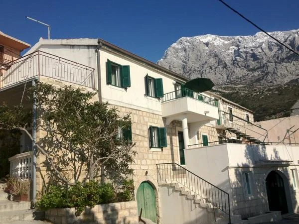 Apartmani Ana Bratuš – fotografija 3