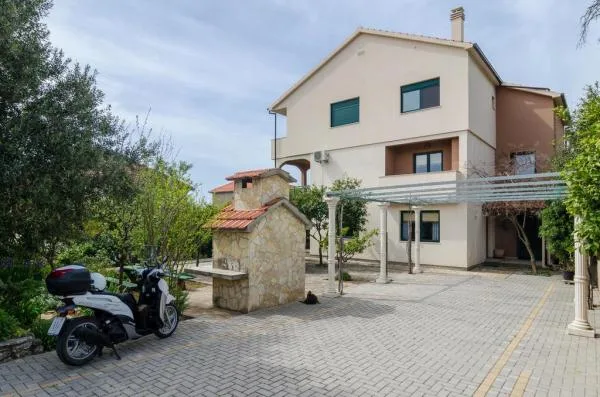 Apartmani Leo – fotografija 2