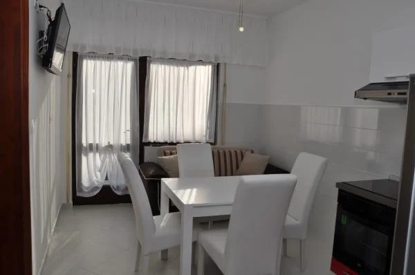 Apartman & Sobe Stojanov – fotografija 3