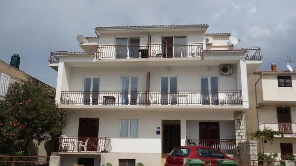 Apartmani Lanterna – fotografija 3