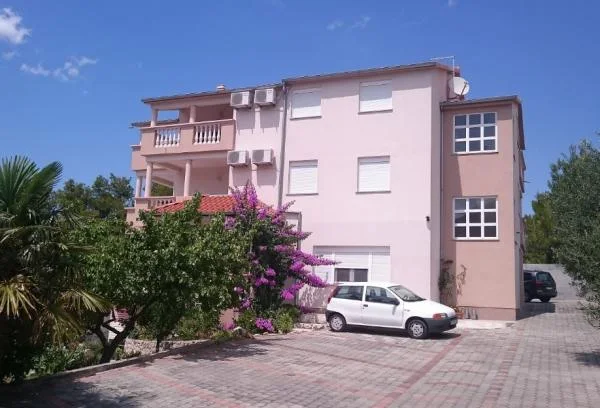 Apartmani Marela – fotografija 3