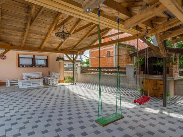 Apartmani Šarić – fotografija 6