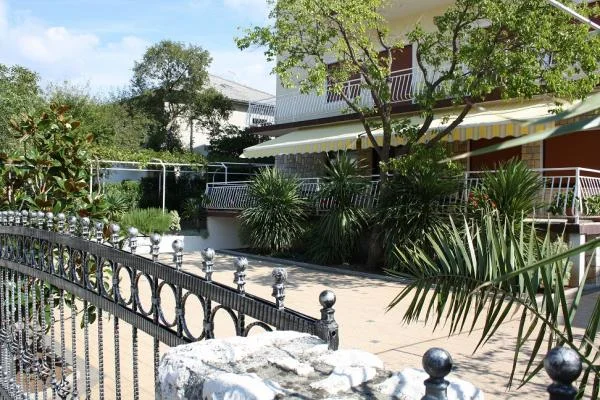 Apartmani Villa Petra – fotografija 3