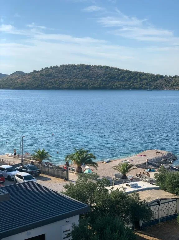 Apartmani Laura – fotografija 6