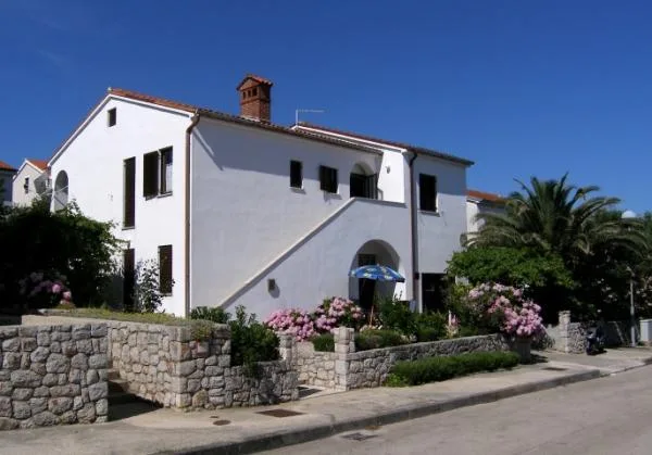 Apartmani Viskov – fotografija 2