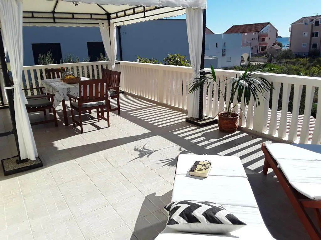 Apartmani Mali Dvori – fotografija 4