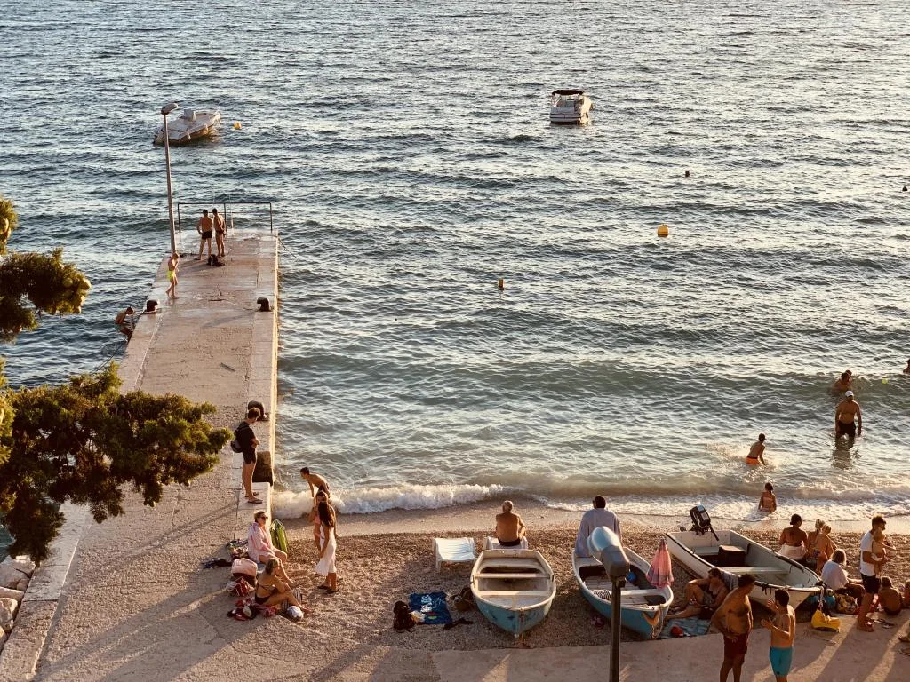 Apartmani Villa Baka Kata – fotografija 3