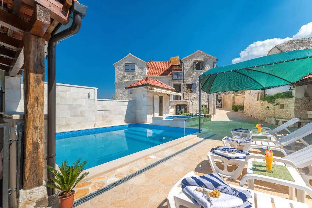 Vila Škrika – fotografija 3