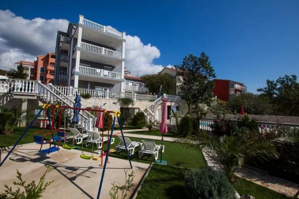Apartmani Villa Rozi – fotografija 6