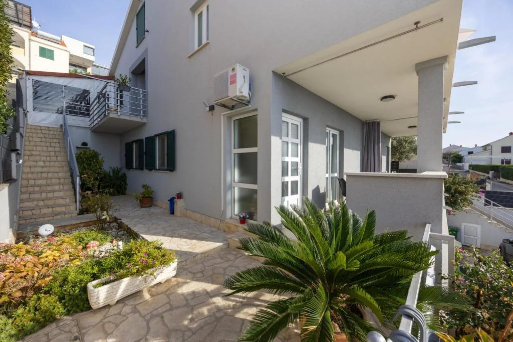 Apartmani Nela – fotografija 6