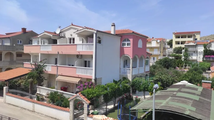 Apartmani Ivano – fotografija 2