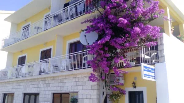 Apartmani Ana – fotografija 3