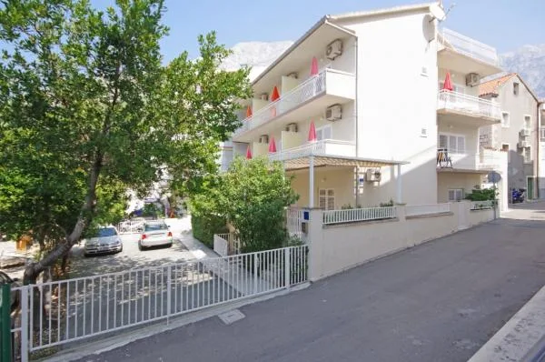 Apartmani Villa Antonia – fotografija 2