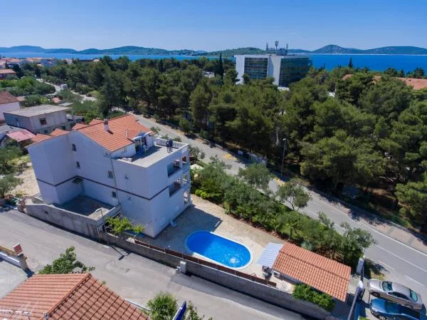 Apartmani Mariva – fotografija 5
