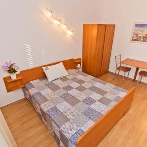 Studio – fotografija 2