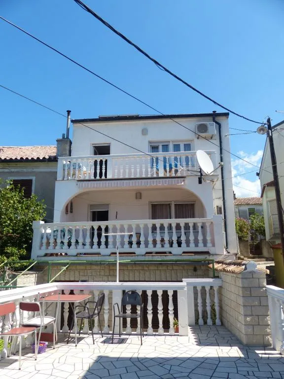 Apartmani Tina – fotografija 2