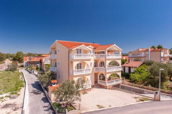 Apartmani Bačić – fotografija 3