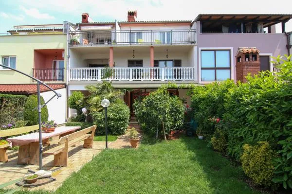 Apartmani Kristina – fotografija 2