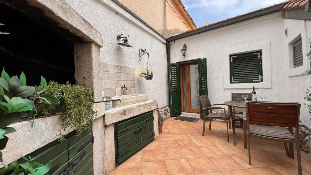 Apartmani Guesthouse F – fotografija 3