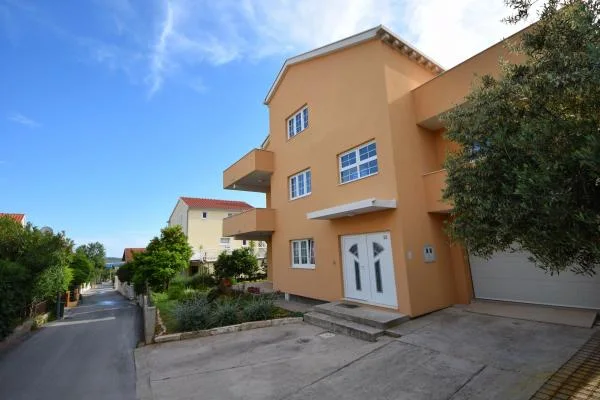 Apartmani Ćurković – fotografija 4