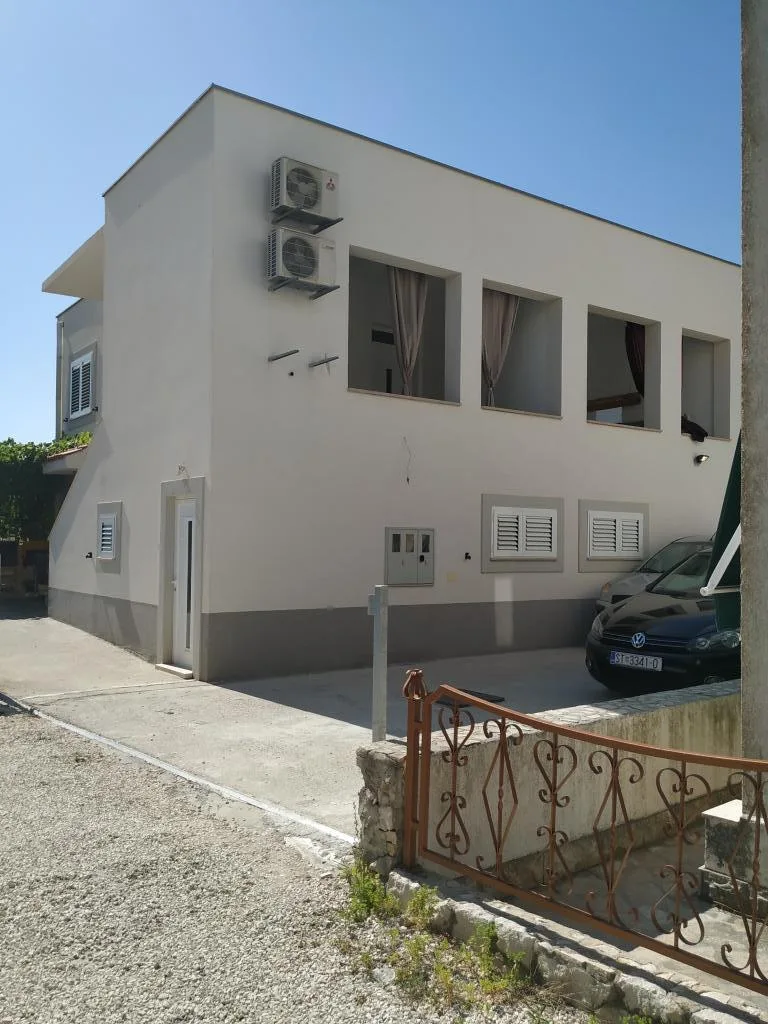 Apartmani Tomo – fotografija 2