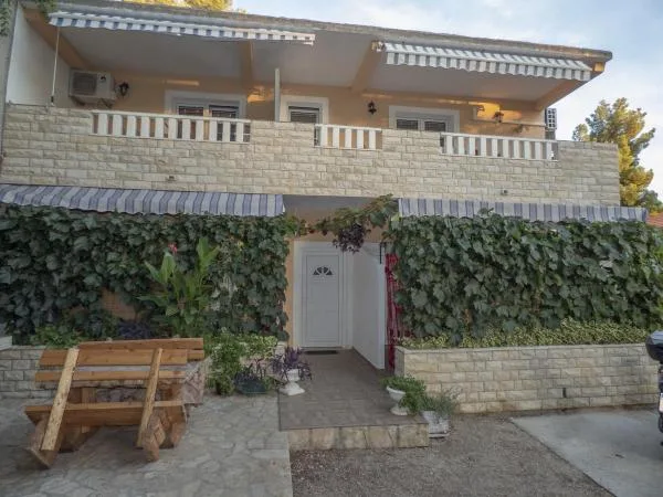 Apartmani Plaža – fotografija 2