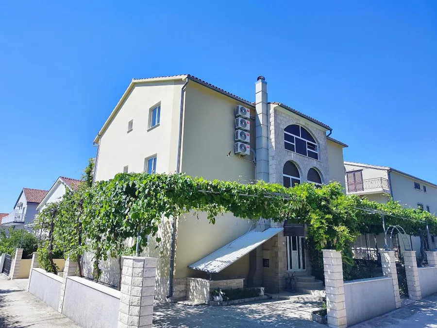 Apartmani Antonia – fotografija 2