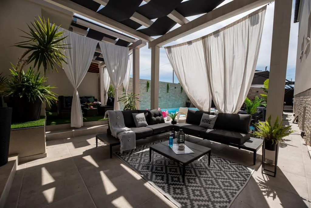 Apartmani Tyra Delux – fotografija 4
